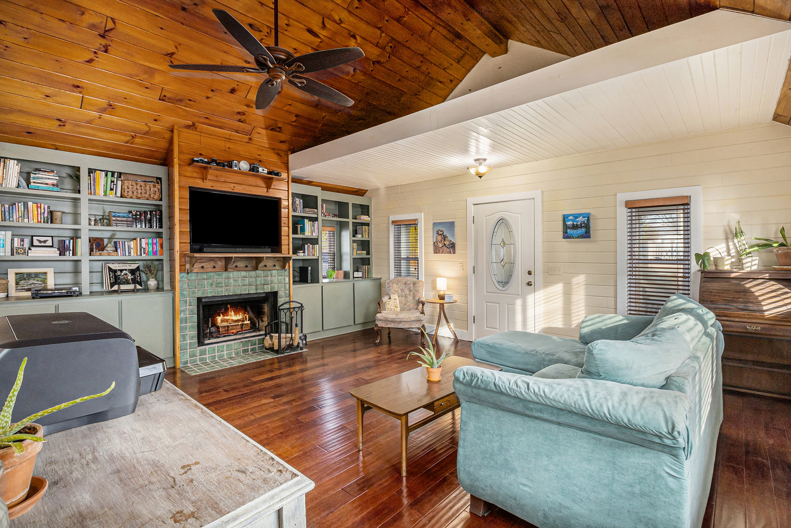 1660 Beechmont Street