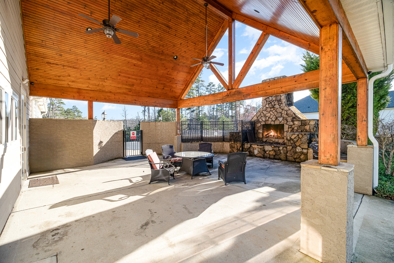 2469 Stoneview Court