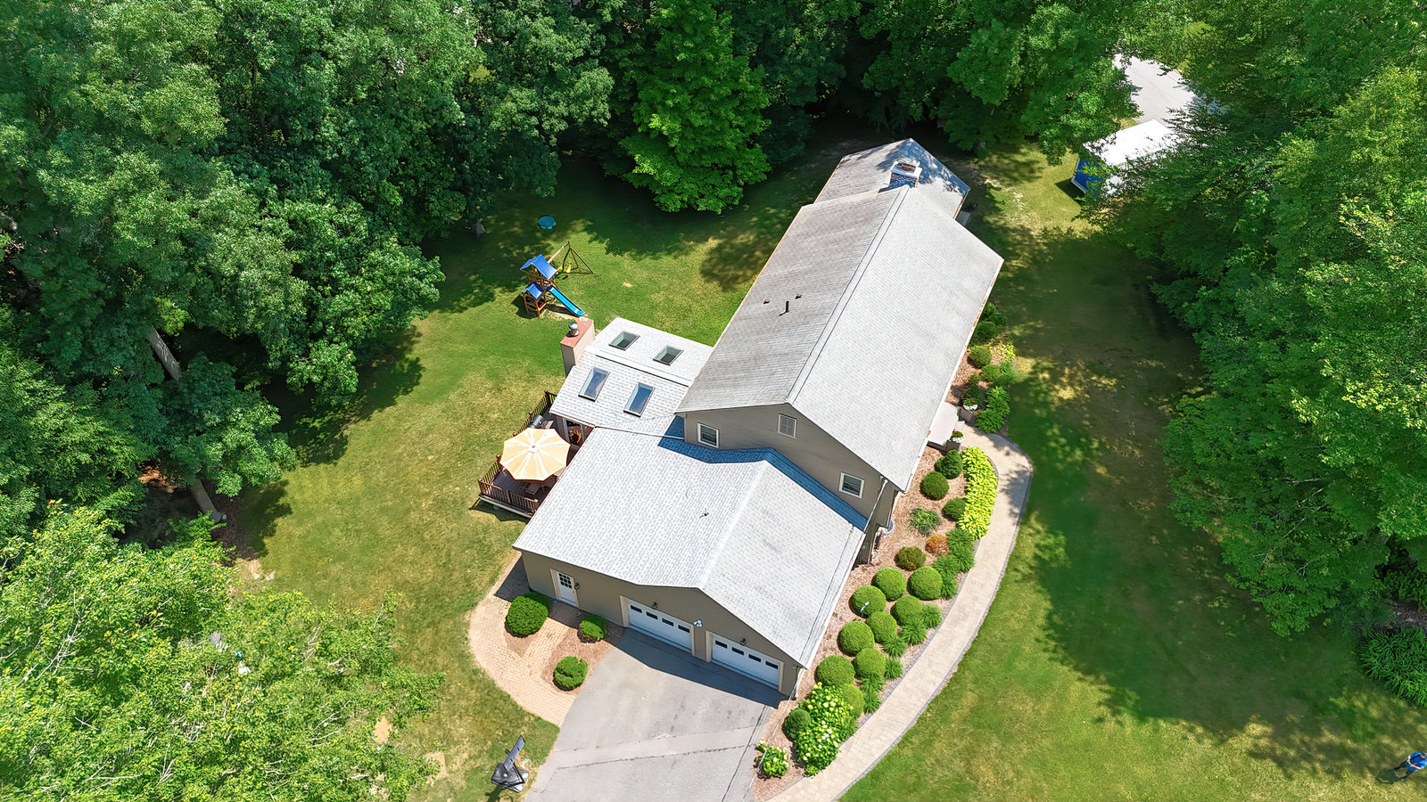 11 Red Gate Lane, Southborough, Ma