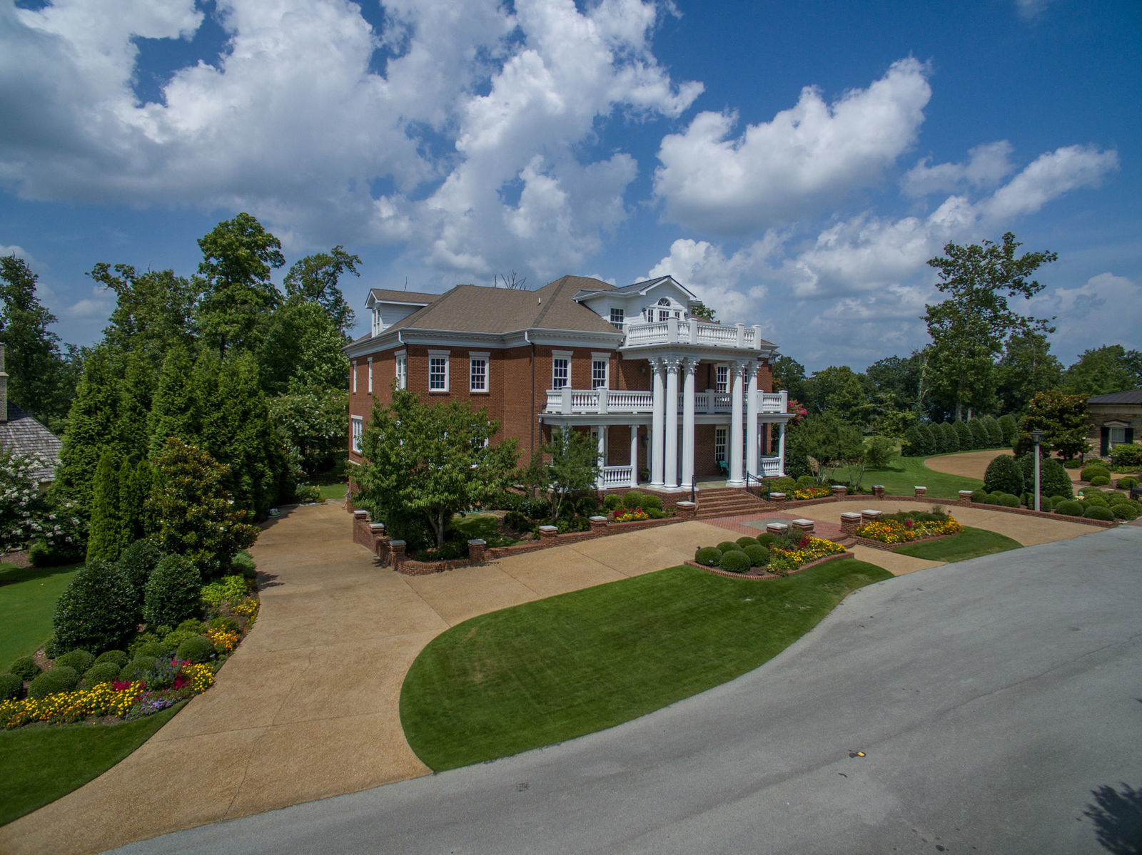 3 Ledge View Drive, Huntsville, AL 35802 Rela