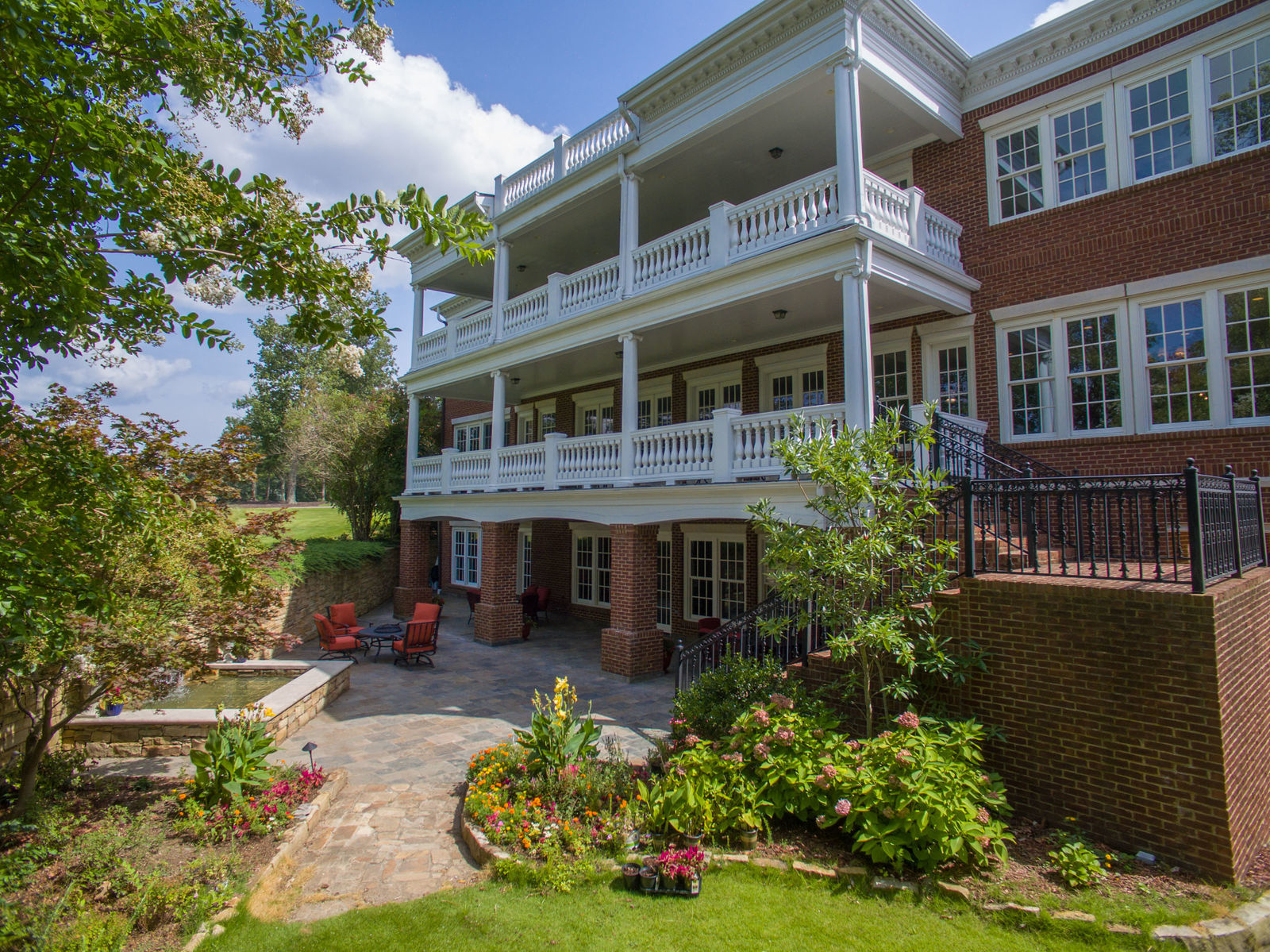 3 Ledge View Drive, Huntsville, AL 35802 Rela