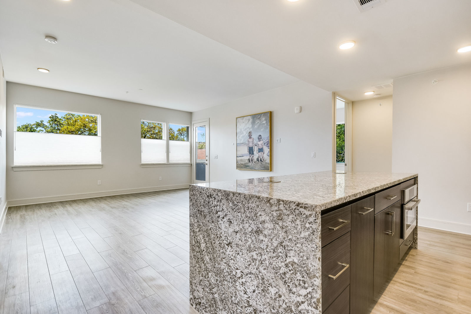 1715 Enfield Condominiums UNIT 204 Kuper Sotheby's International Realty