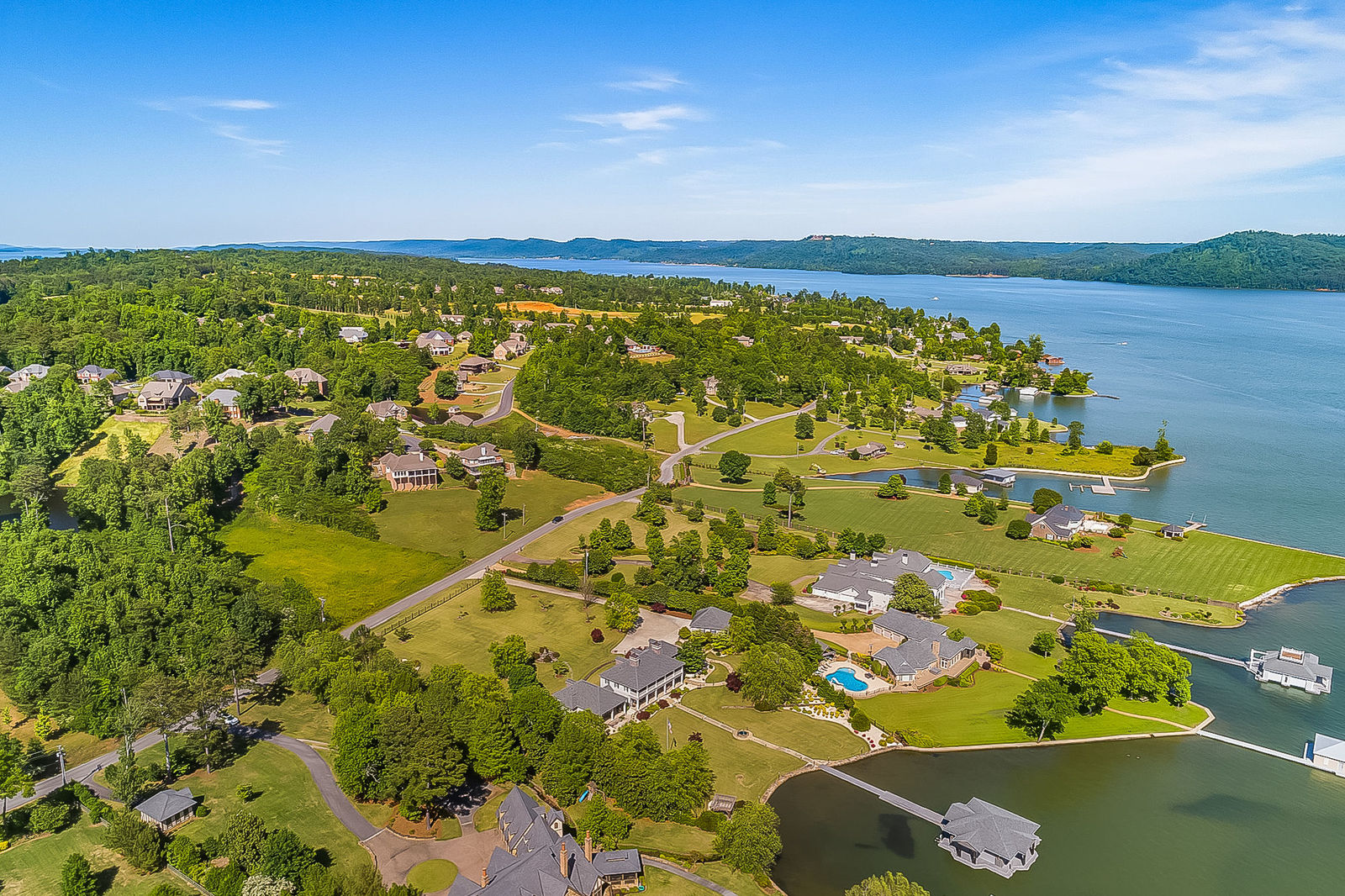 1090 Buck Island Drive, Guntersville, AL 35976 Rela