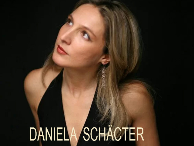 DANIELA SCHÄCTER