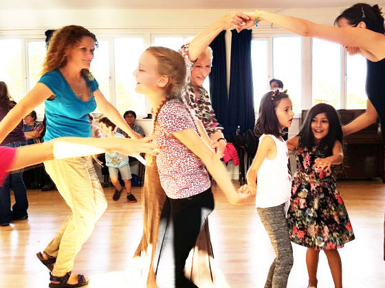 Afternoon ceilidh