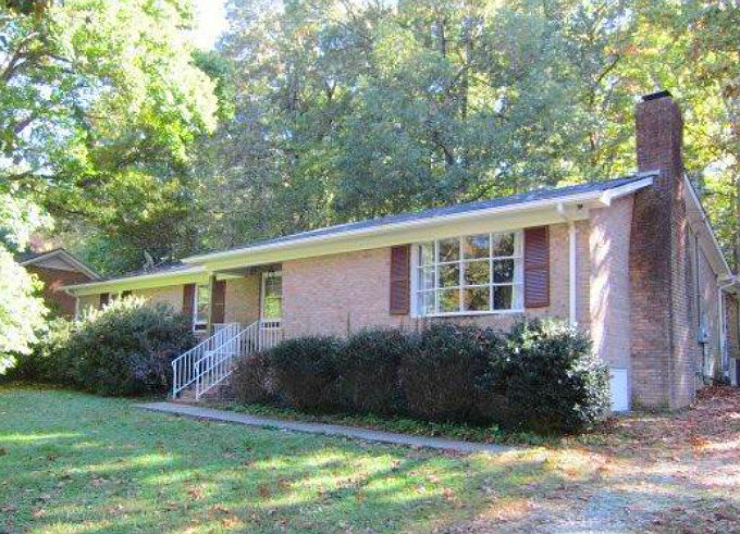 20 Awesome Durham Homes For Sale That Will Blow Your Mind But Not Your Budget
