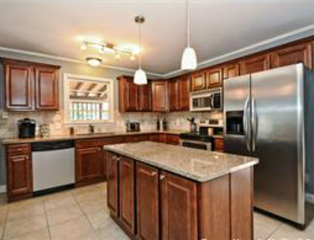 20 Charlotte Homes For Sale With Amazingly Remodeled Kitchens