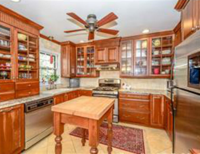 20 Charlotte Homes For Sale With Amazingly Remodeled Kitchens