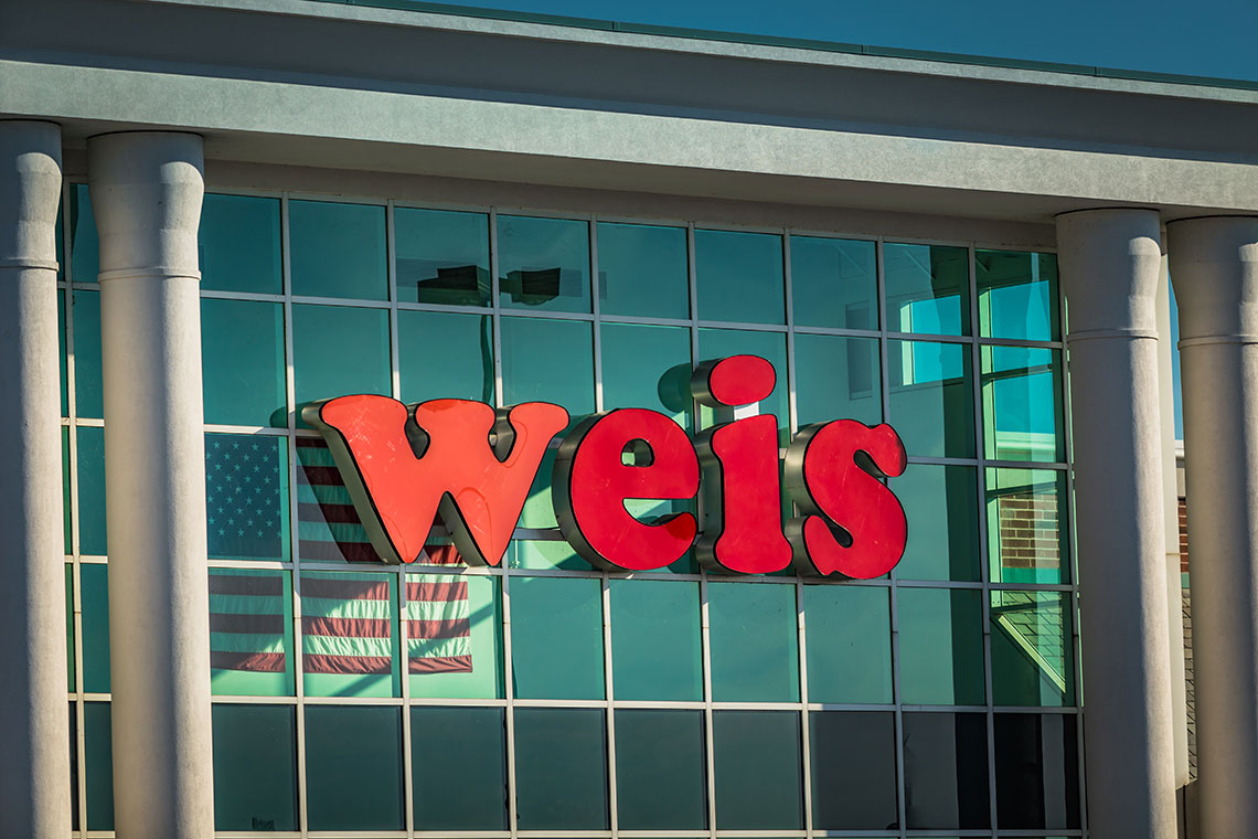 Weis Market Attack Ends With Four Dead, Including Shooter Hero Image