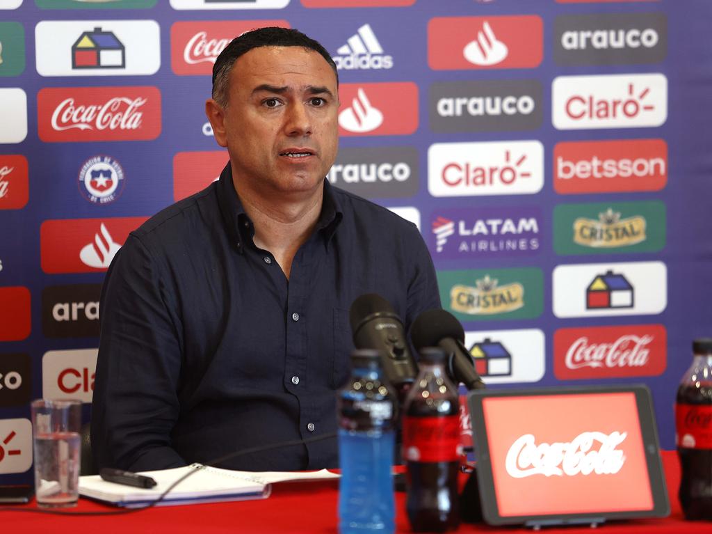 Francis Cagigao visita a los seleccionados chilenos en Europa