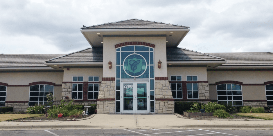 Canterbury Academy Shawnee Crossings Logo