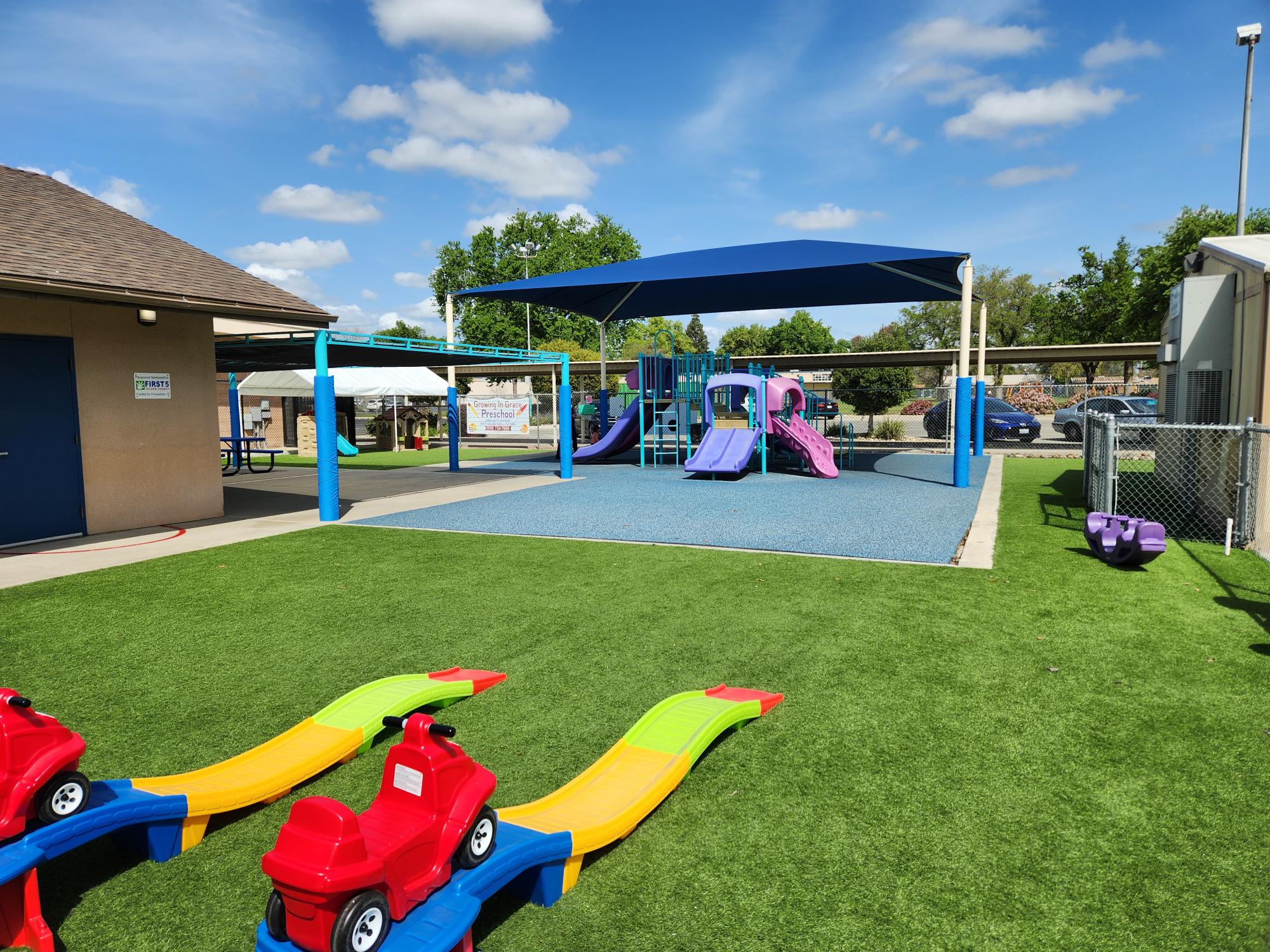 Growing In Grace Preschool Logo