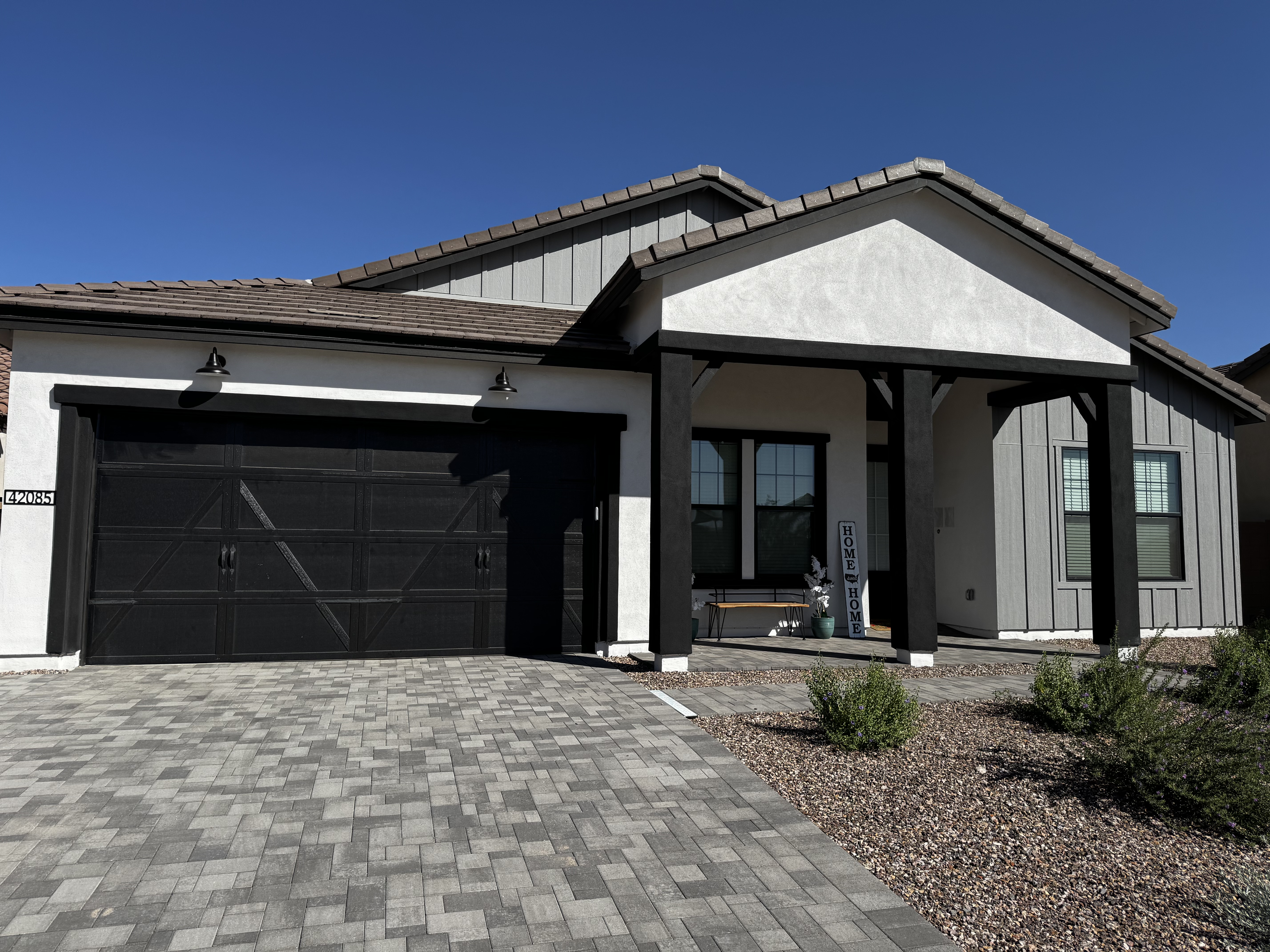 Photo gallery image - 0