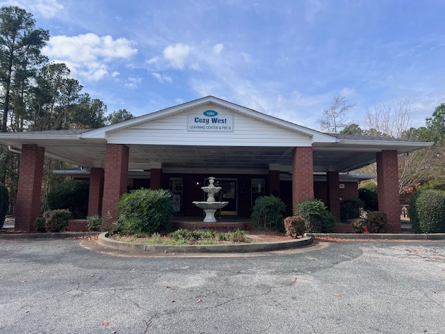 Cozy West Childcare & Learning Center Logo