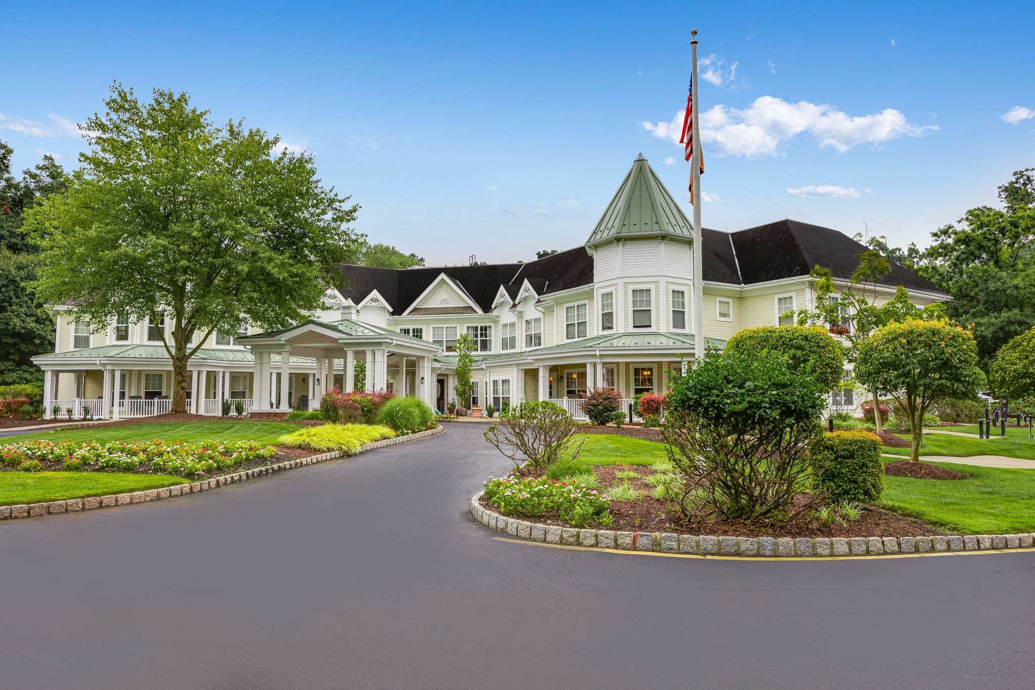 Photo gallery image - 0