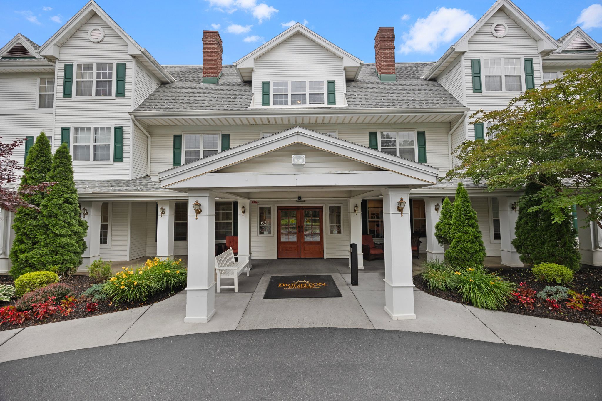 Photo gallery image - 0