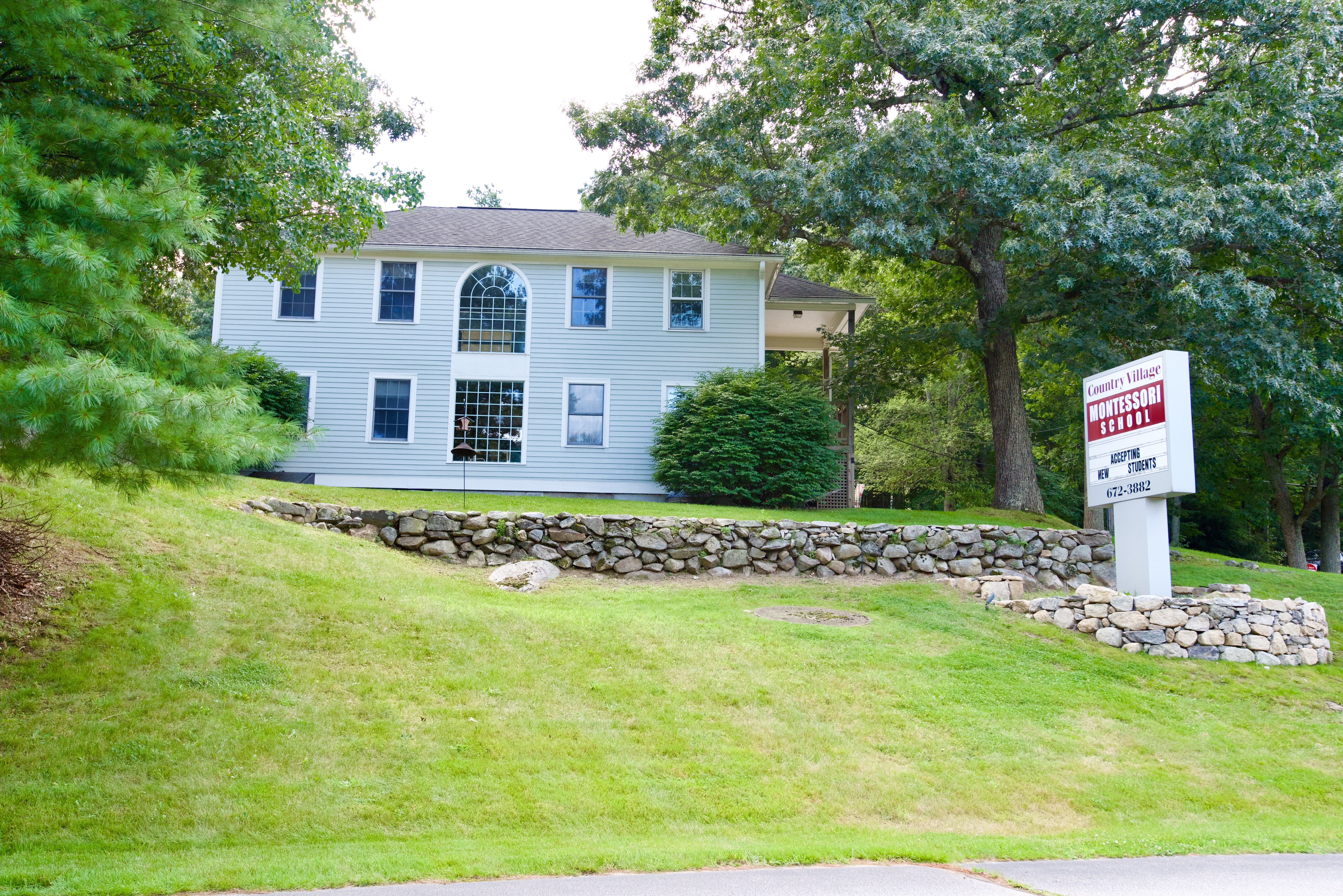 Country Village Montessori School Logo