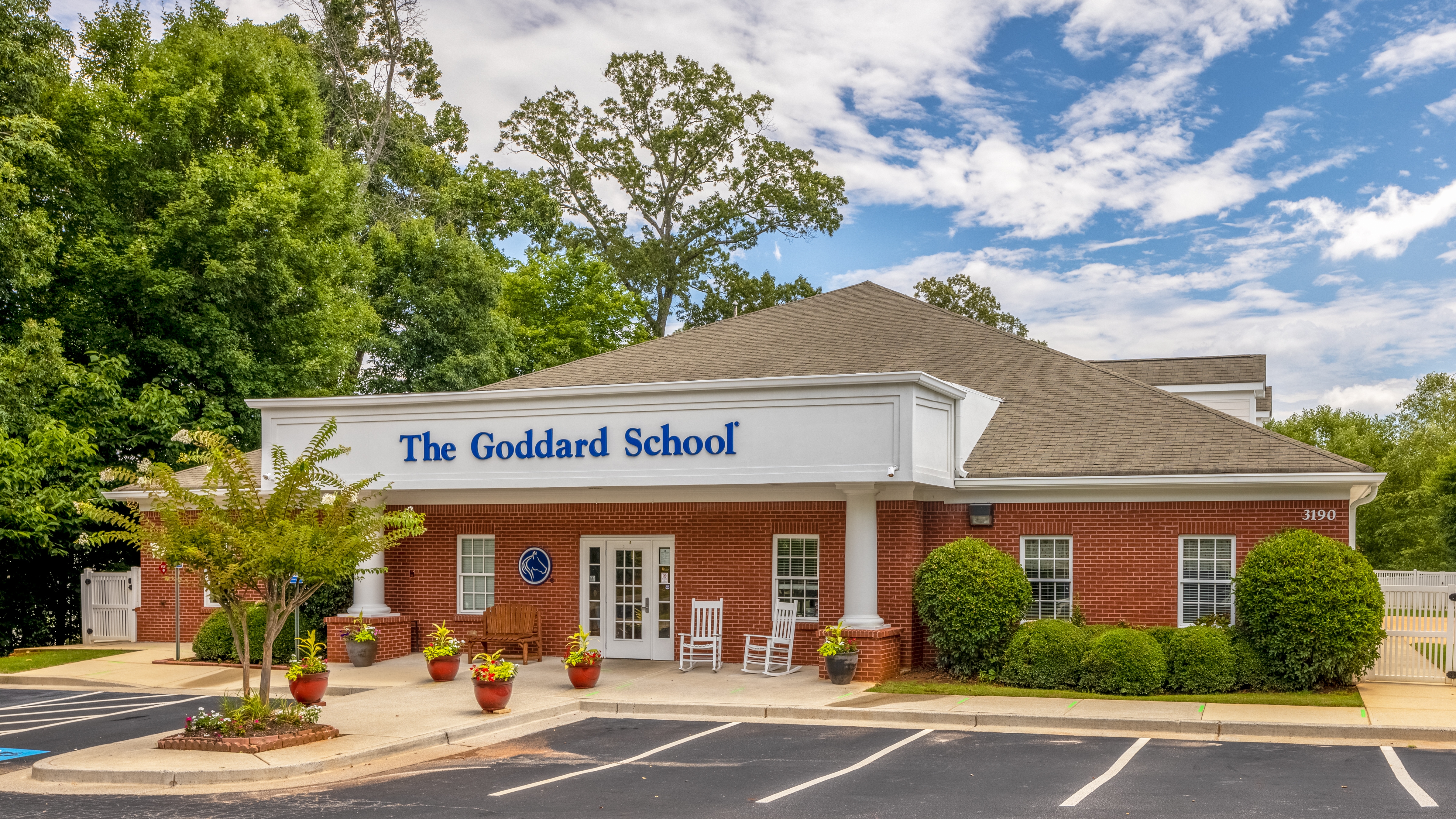 The Goddard School Kennesaw Logo