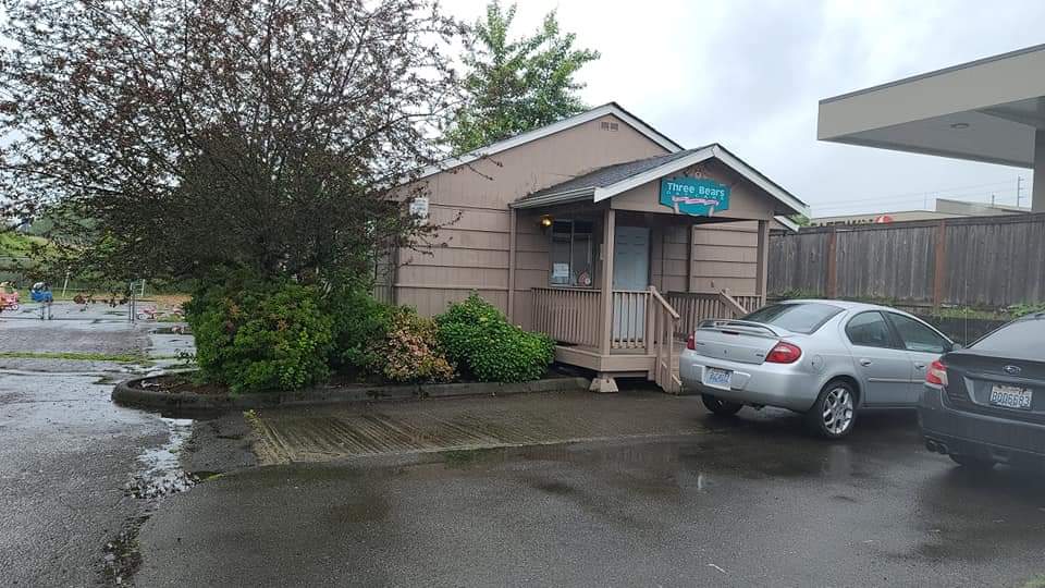 Three Bears Daycare Center Logo