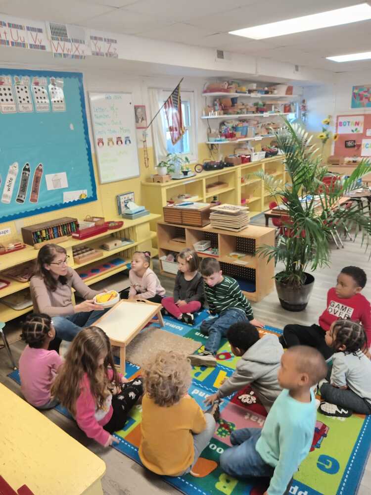 Collingdale Academy Montessori School Logo