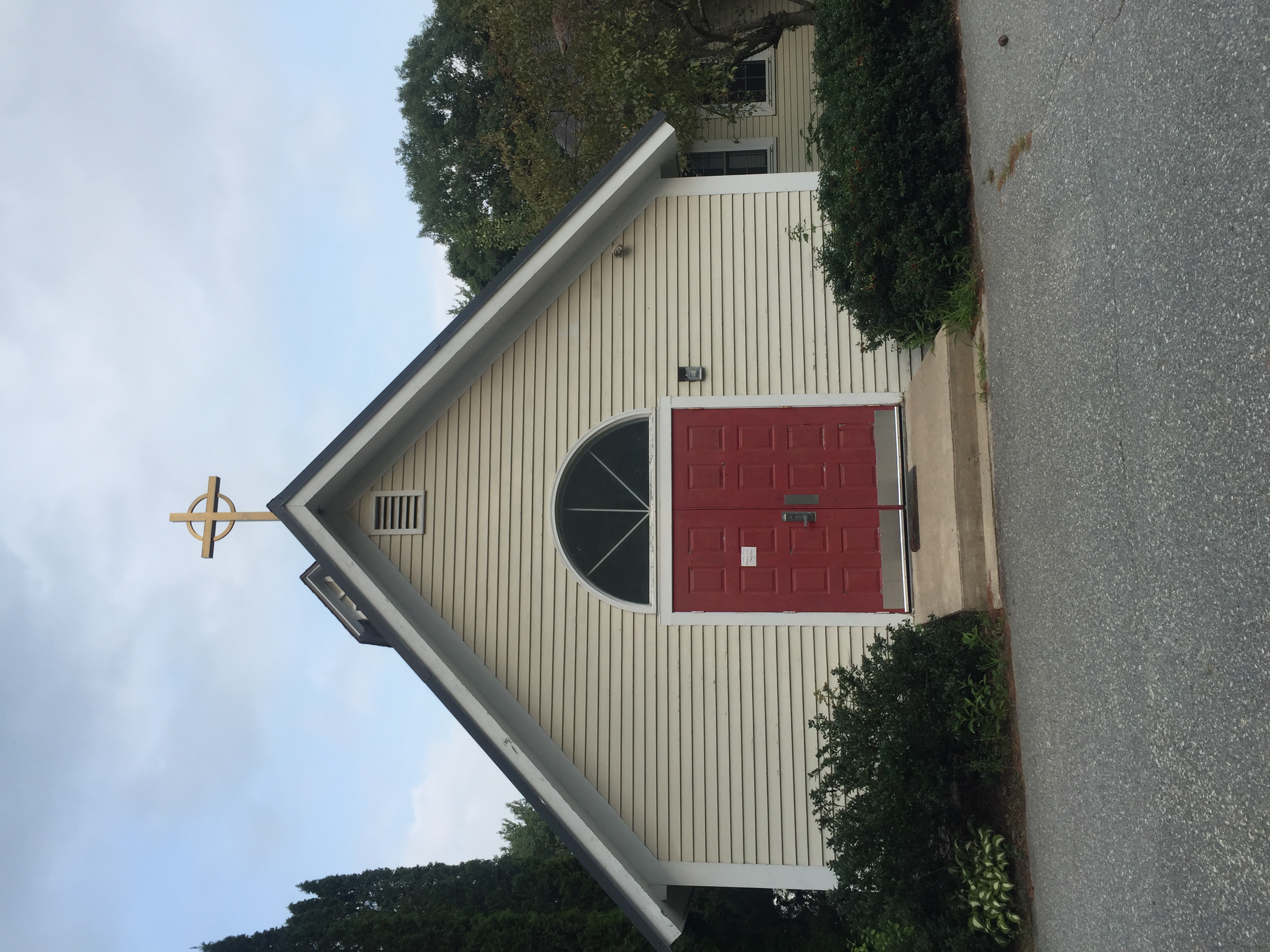 Covered Bridge Montessori School Logo