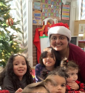 Tiny Foot-prints Preschool Logo