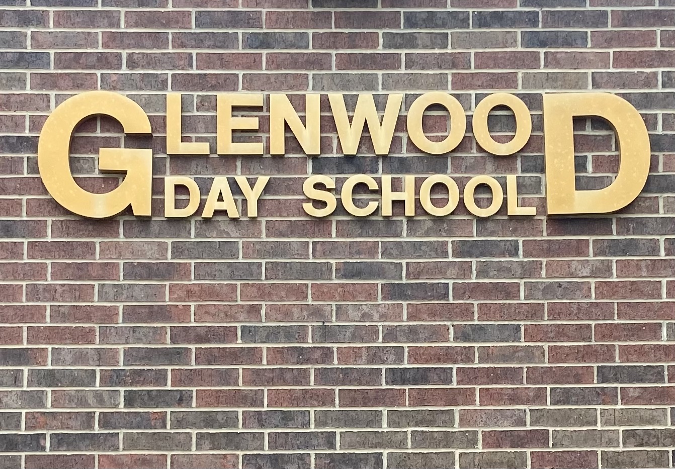 Glenwood Day School Logo