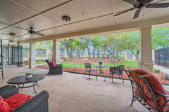 Onestone Oak Senior Living LLC's Photo
