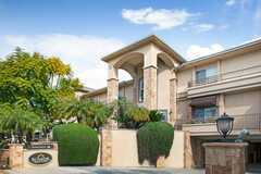 Sunrise of Yorba Linda's Photo