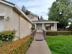 Summer Rose Senior Living's Photo