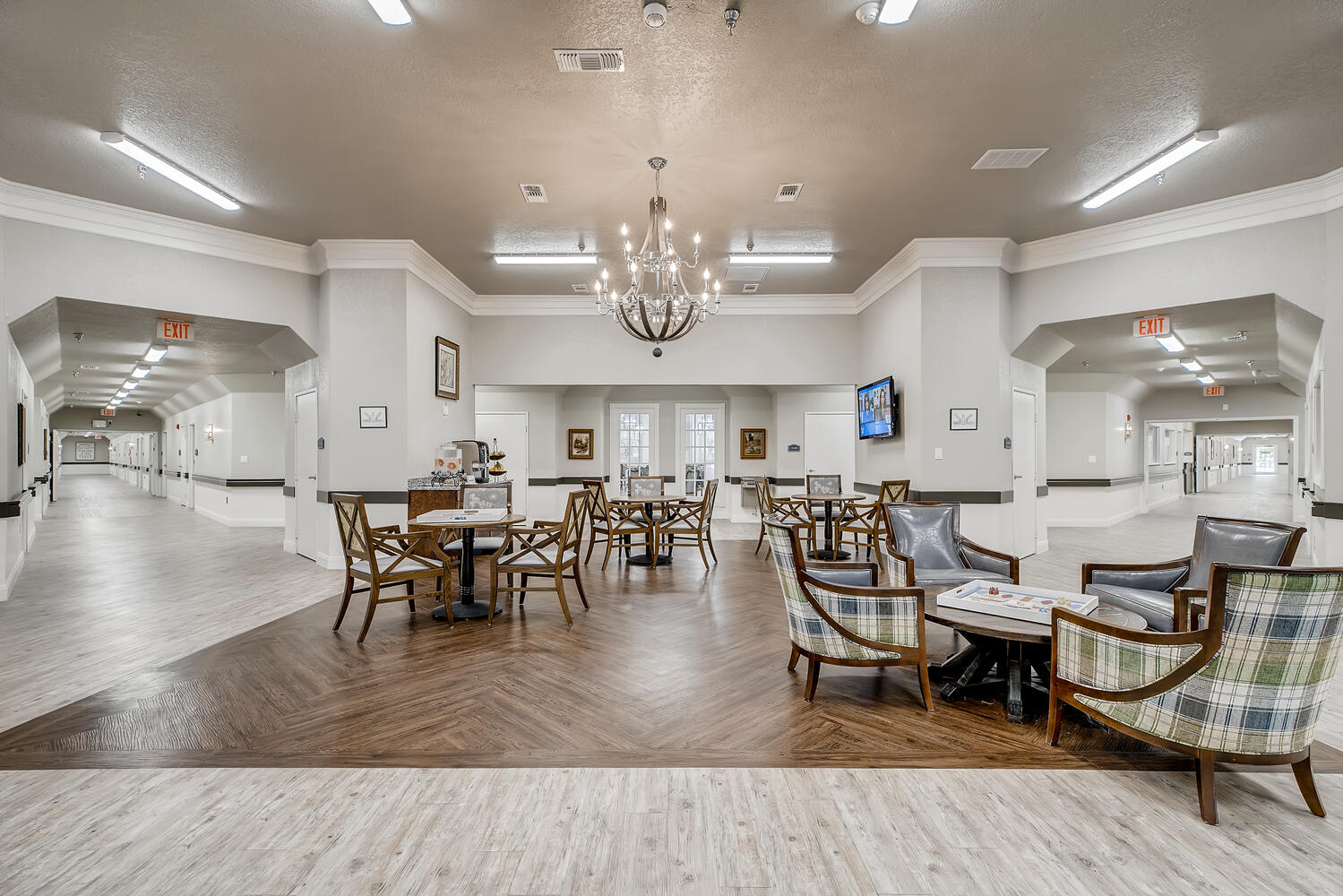 Photo gallery image - 0