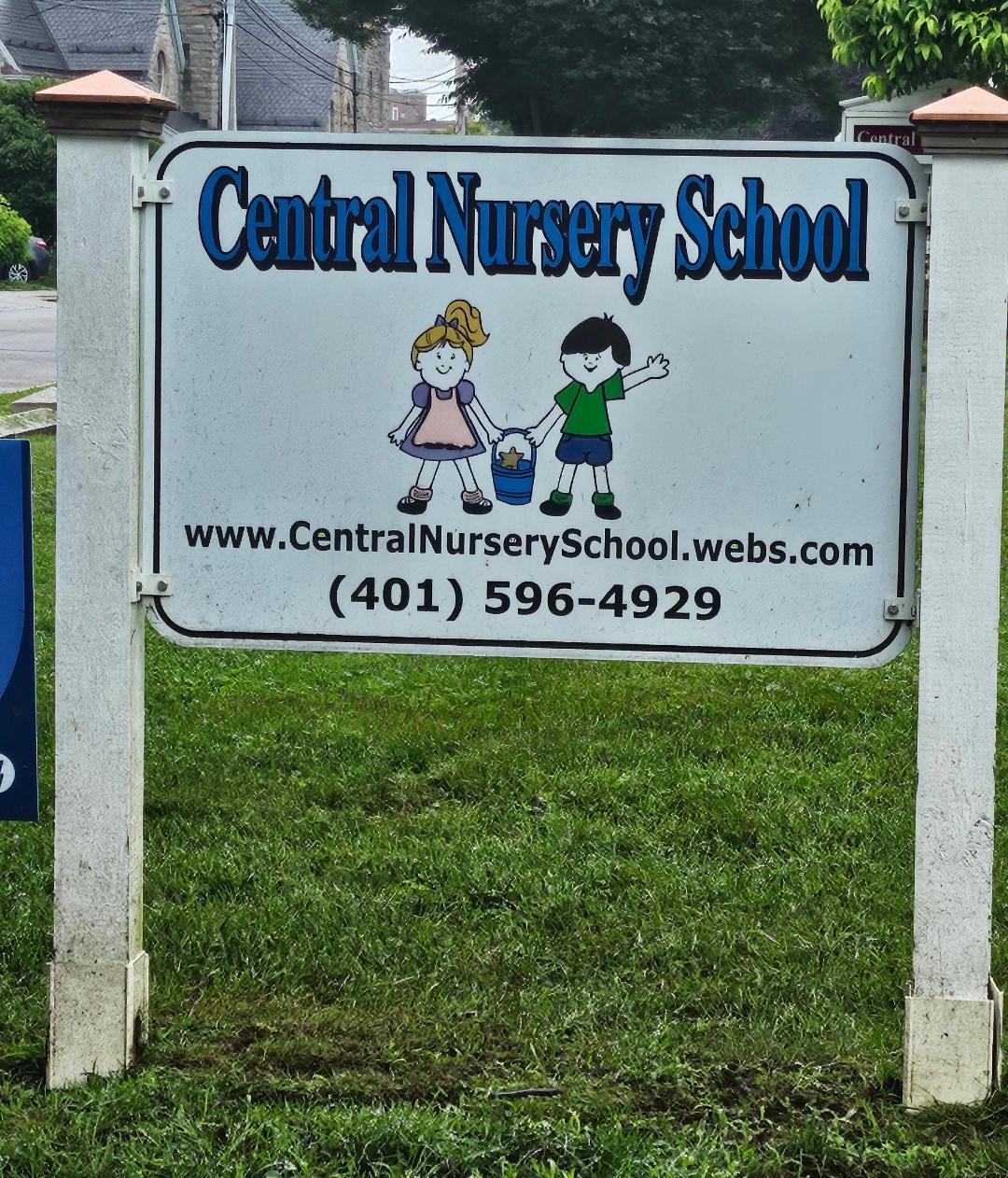 Central Nursery School Logo