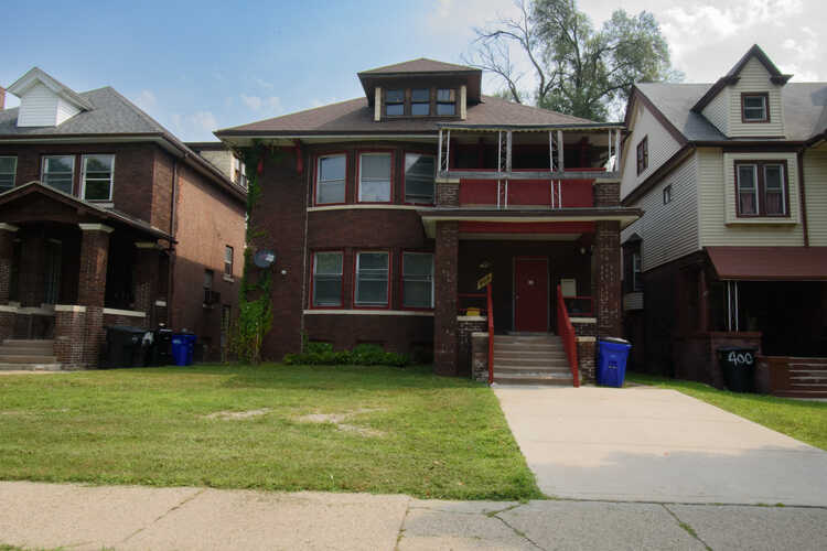 Photo gallery image - 0