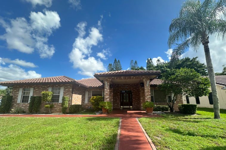 Photo gallery image - 0