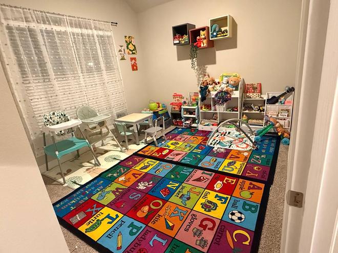 Apple Seeds Daycare Logo