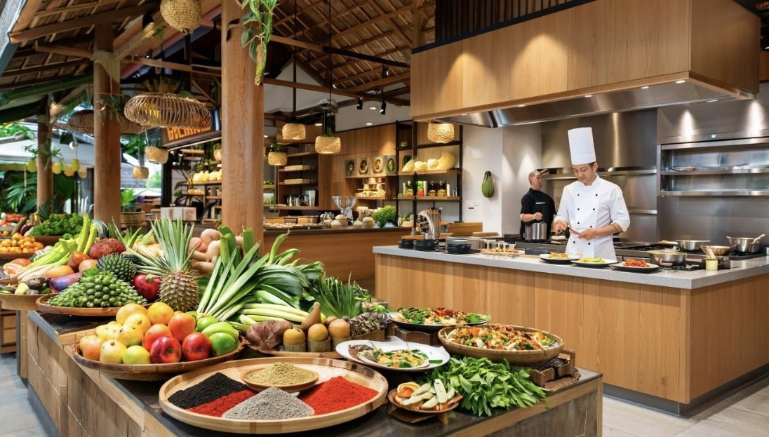 Culinary Resilience: Leveraging Traditional Indonesian Markets for High-Turnover Food Businesses