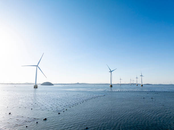 Японія запустила першу комерційну плавучу вітрову електростанцію