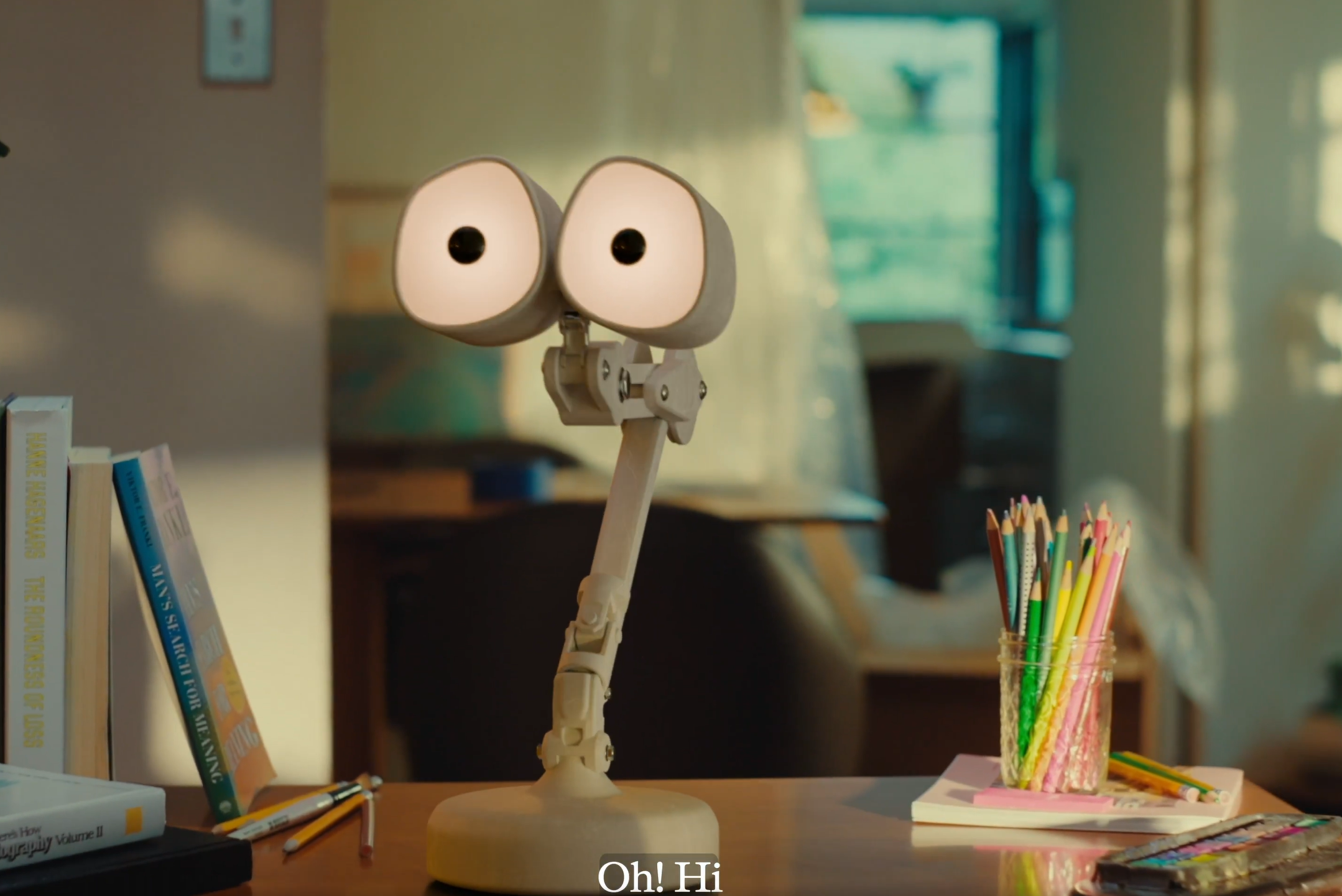 AI搭載ロボットランプ「Ongo」、ピクサー的手法で生命感ある対話を実現