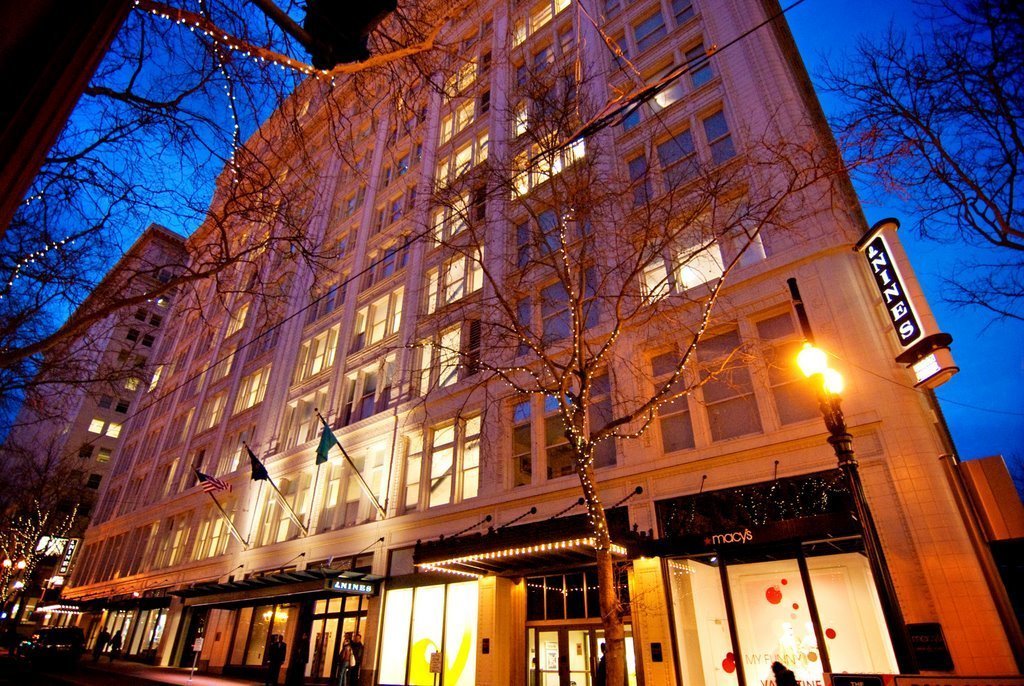 E9426526815239f4de63175b2b9b04671b7ec158.large