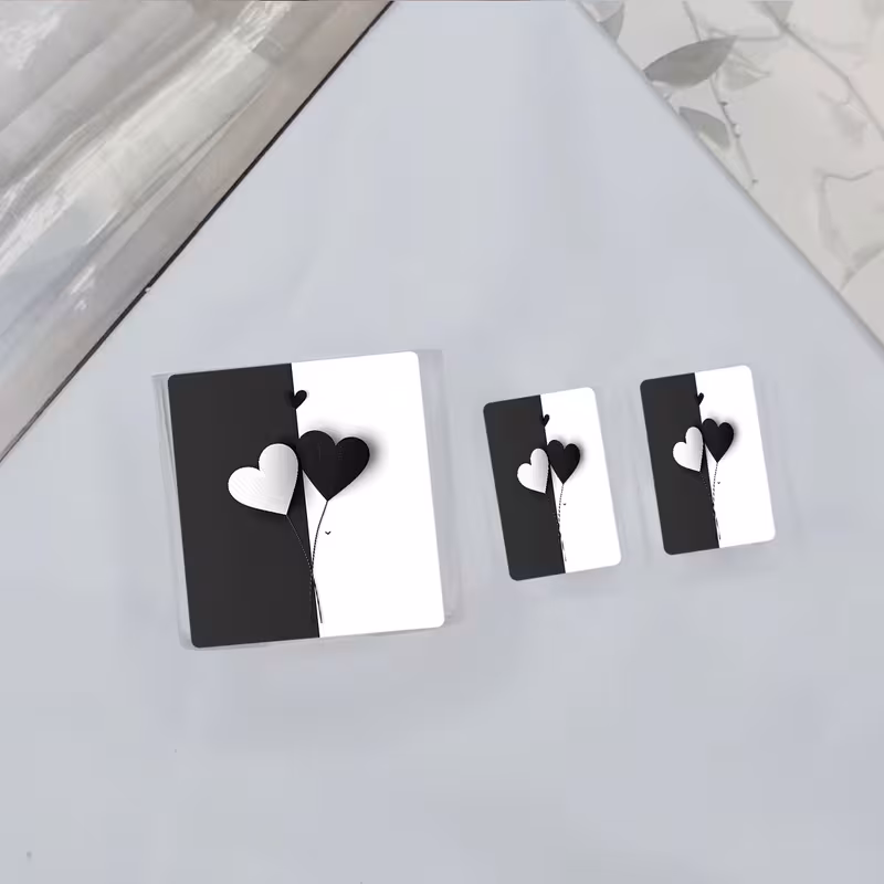 Funda protectora transparente para cargador - Diseño de Corazón, Color blanco y negro