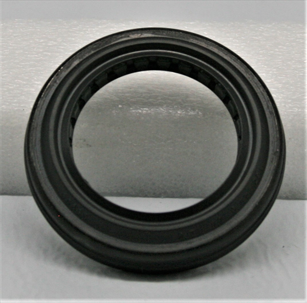 Motive Gear 35938 Rear axle seal Buick Olds Pontiac 85 no...