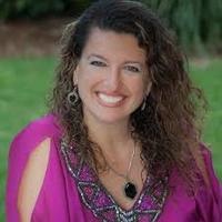 Aldwyn Altuney - Media Queen/ speaker/ author