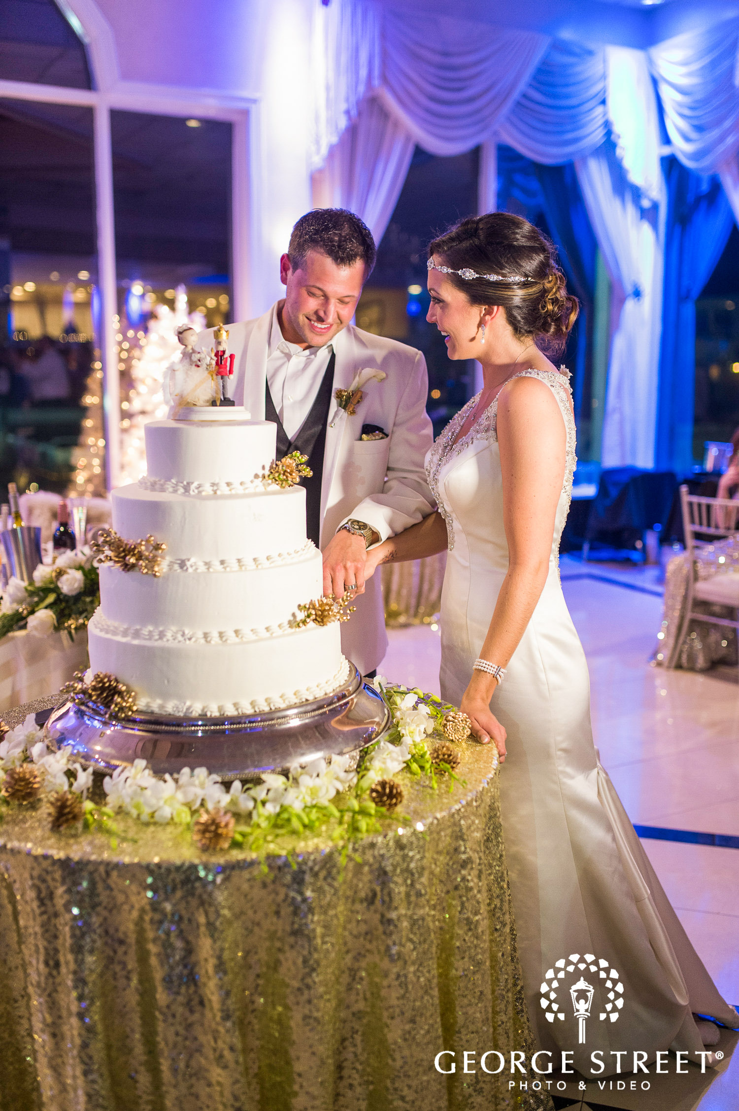 winter holiday wedding reception