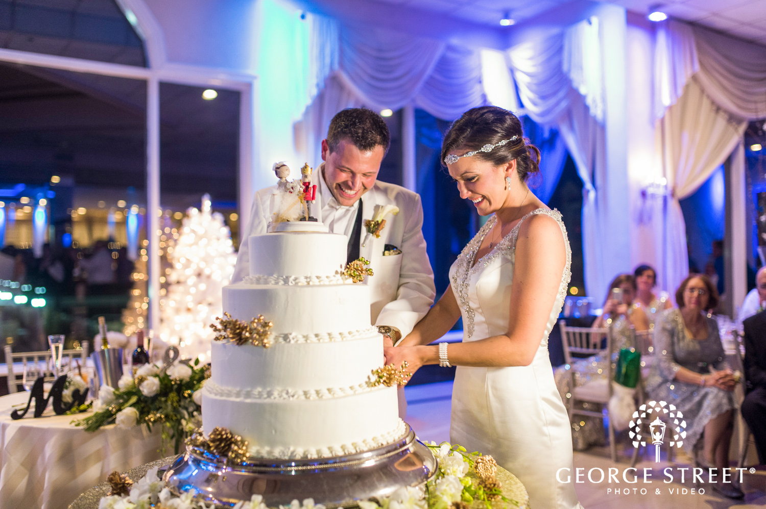 winter holiday wedding reception