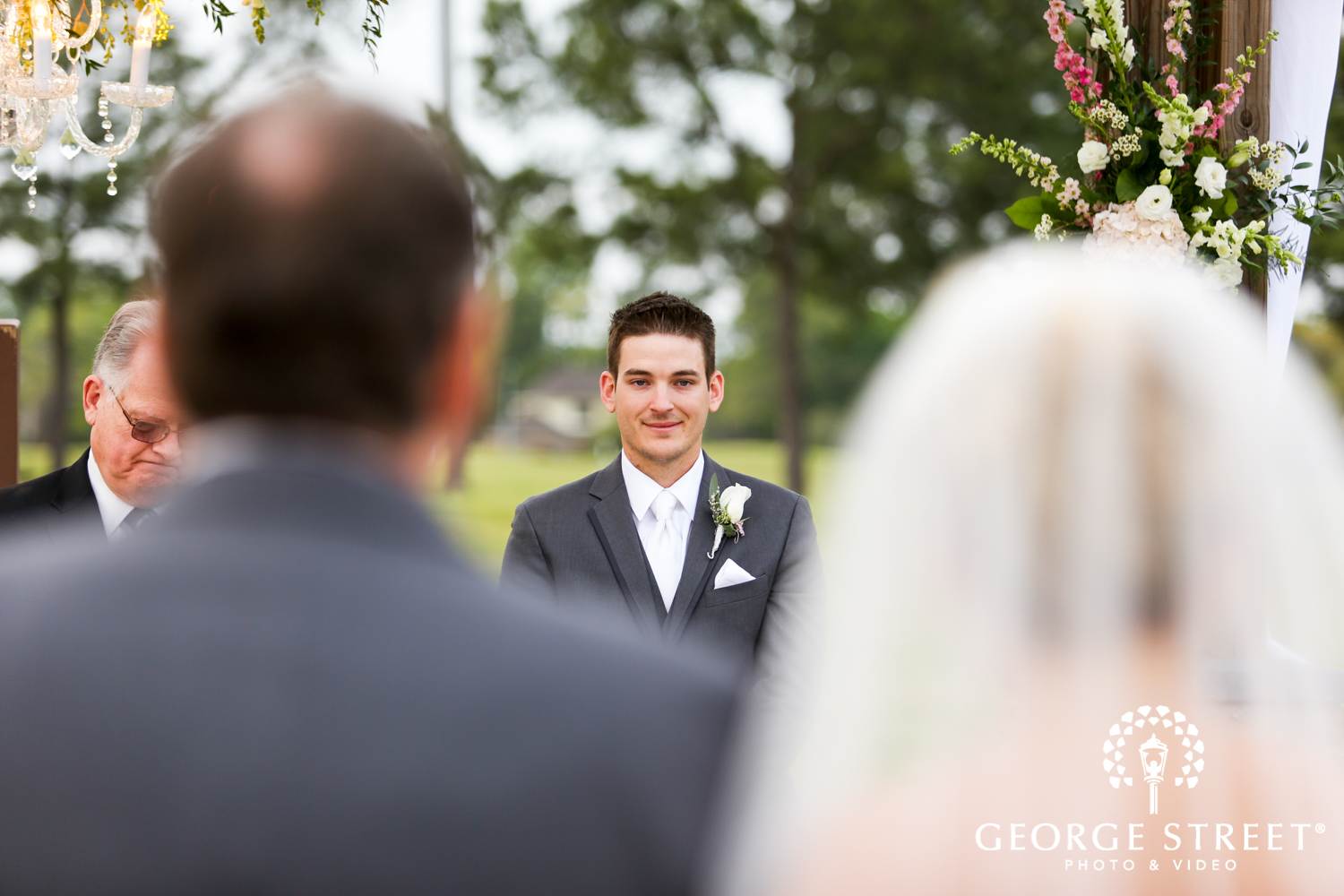 the Outlook Houston wedding ceremony photography