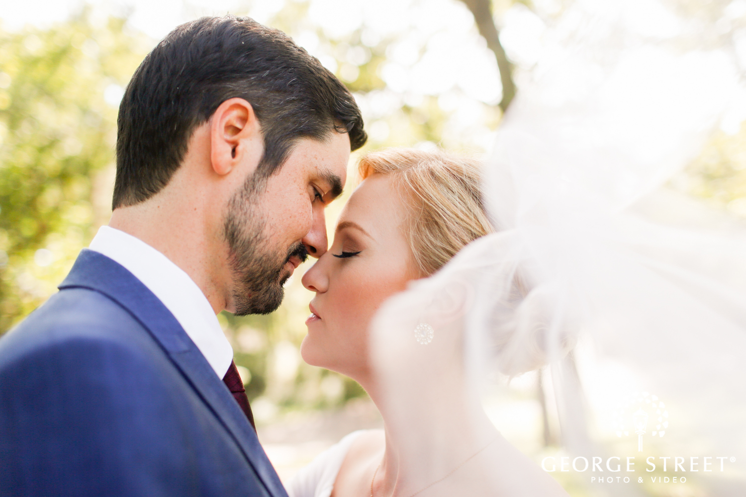 beautiful minneapolis wedding bride and groom outdoor portrait