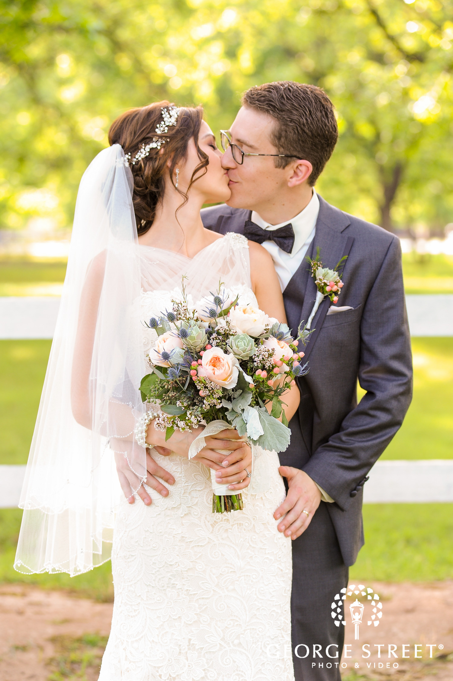 sunny Phoenix wedding photos