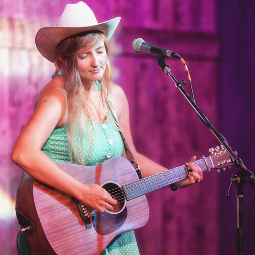 Cavalcade – Alma Russ in Concert at Cavalcade