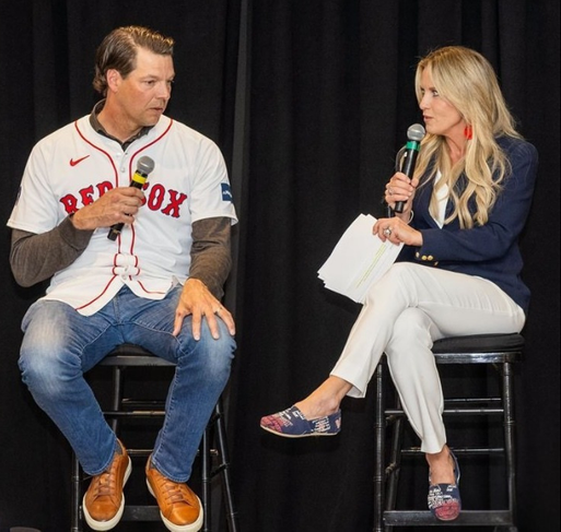 vanessa rich convo_strikeout host.png