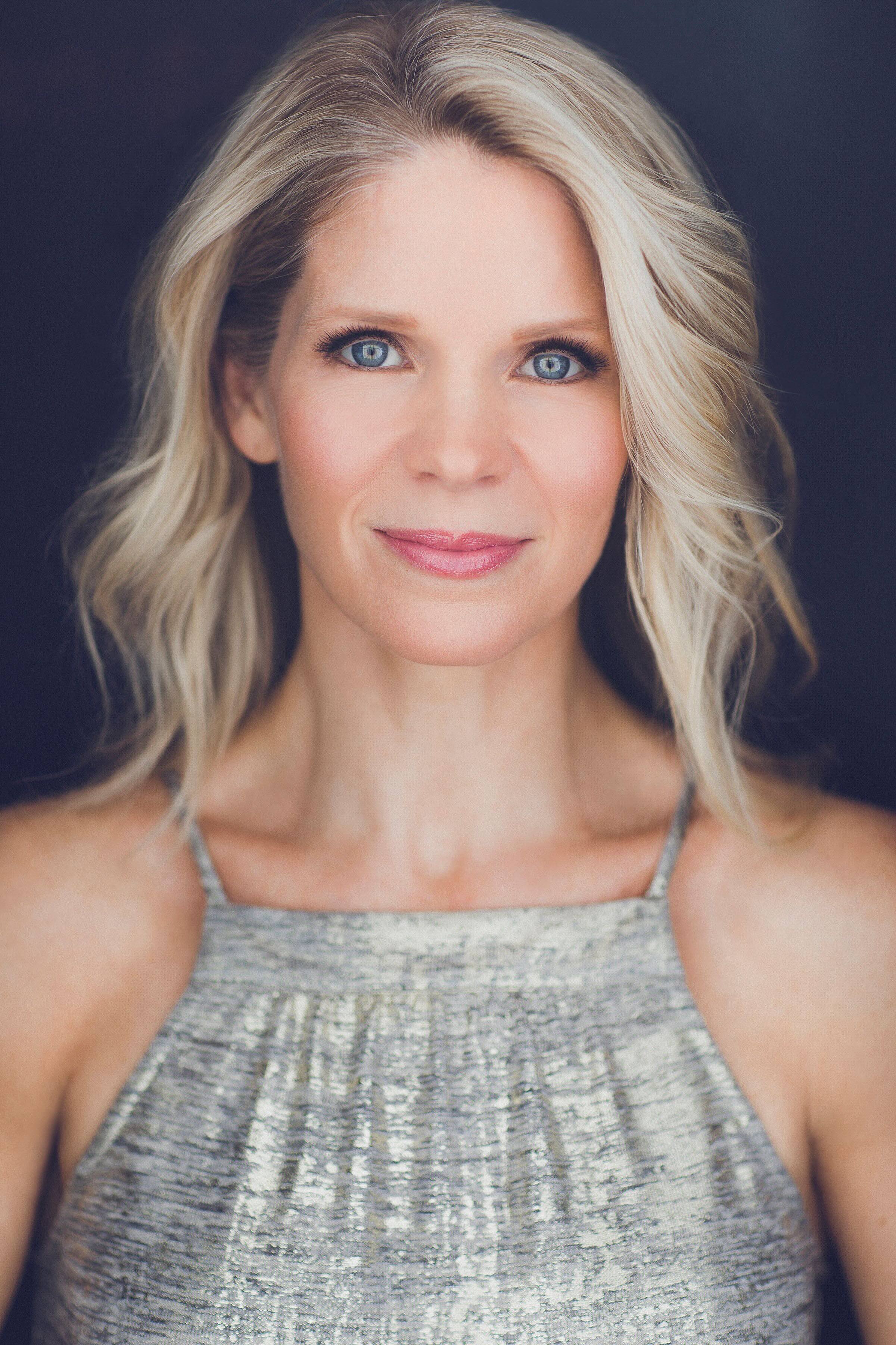 Kelli O'Hara Headshot (©David Noles) copy2.jpg